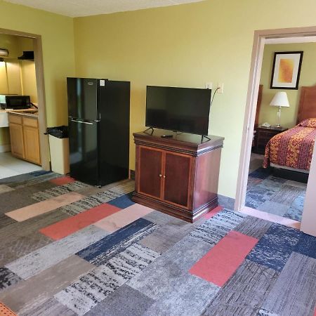 Studio 9 Inn & Suites Decatur Εξωτερικό φωτογραφία