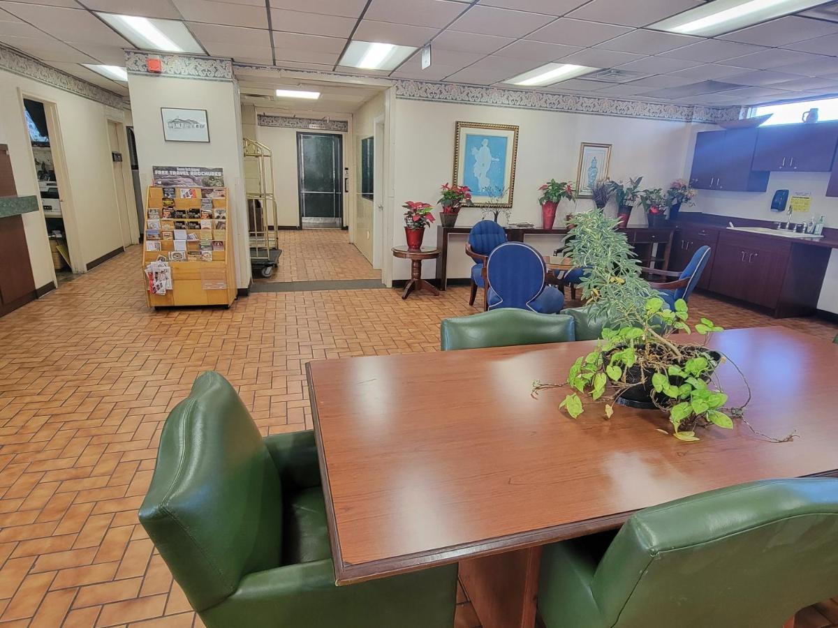 Studio 9 Inn & Suites Decatur Εξωτερικό φωτογραφία